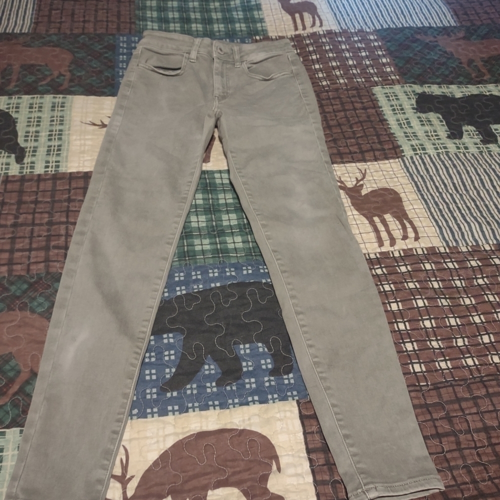 Women’s green American Eagle High Rise Jegging sz 2 short GUC jeans denim
